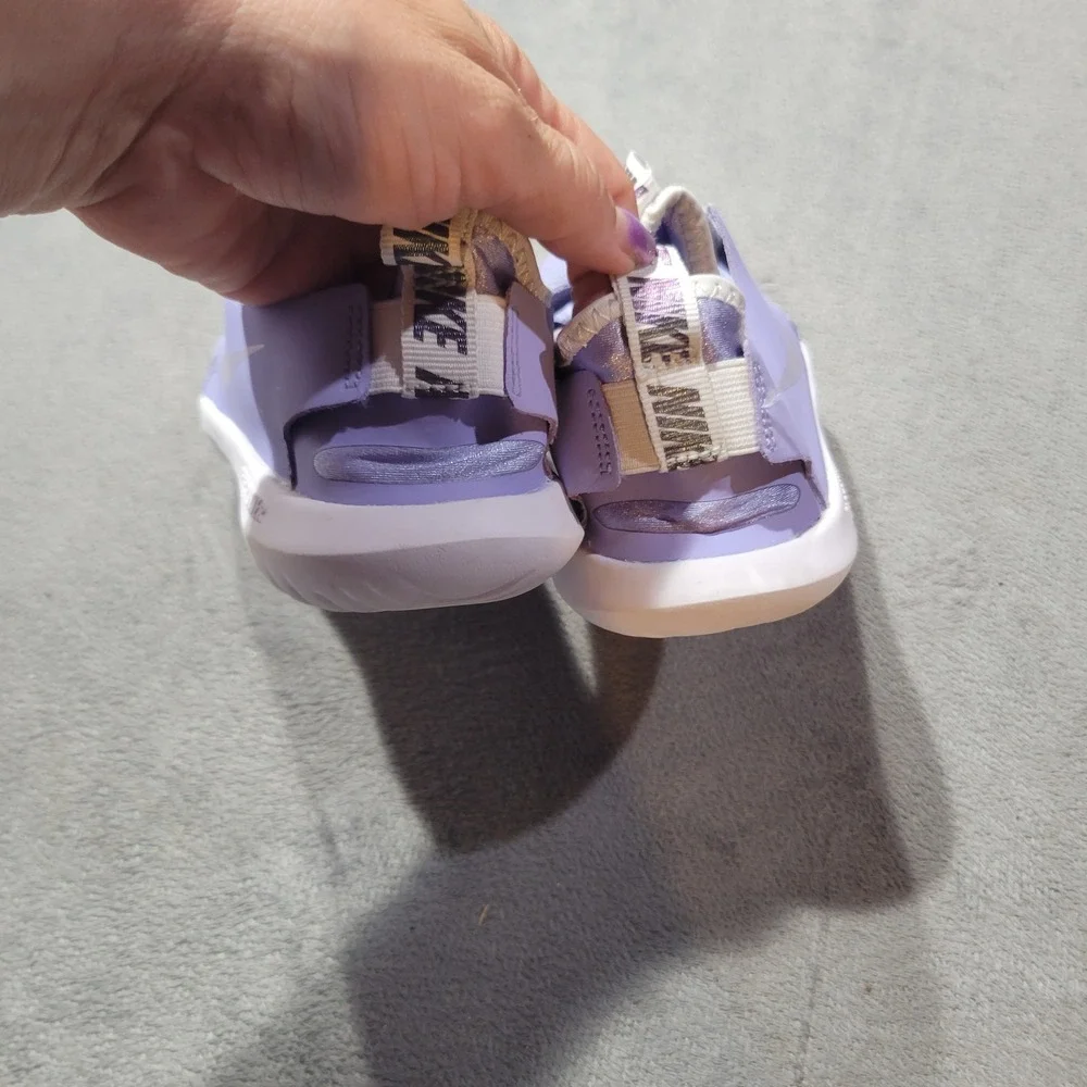 Nike Flex Runner Kids Unisex Size 2Y Lilac Purple Slip On Sneakers AT4665-501